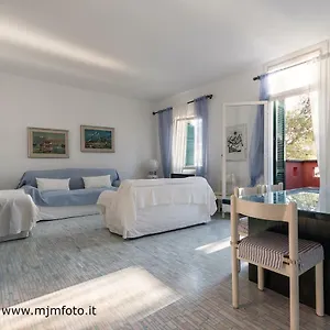Apartment Outstanding Sea Landscape, Framura